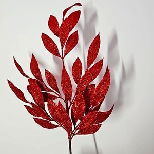 28" Red Sprays